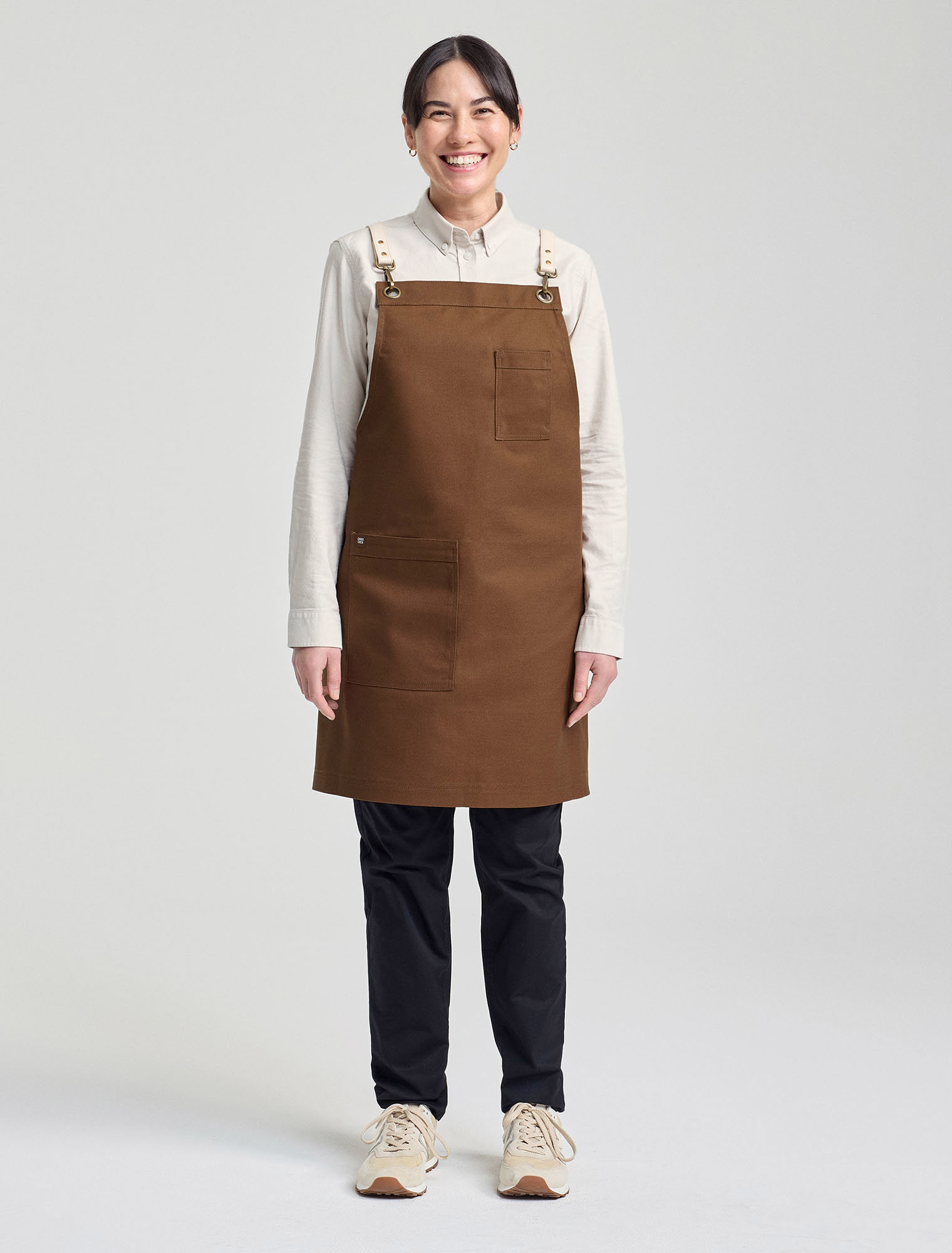 トップス papier Apron brown Tom Bib Apron - Tobacco Brown Cross Back Apron
