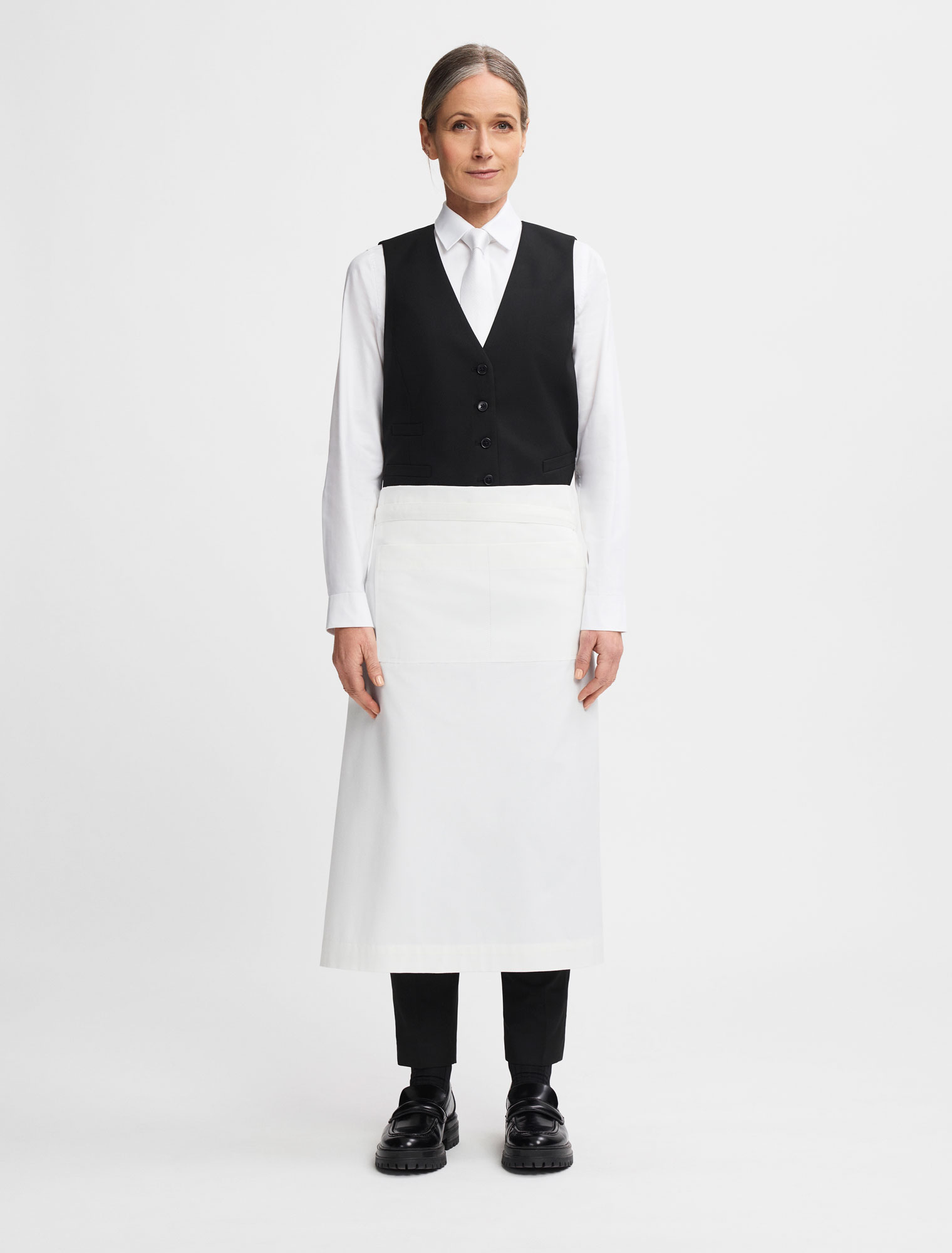 half-bistro-apron-white-with-pockets