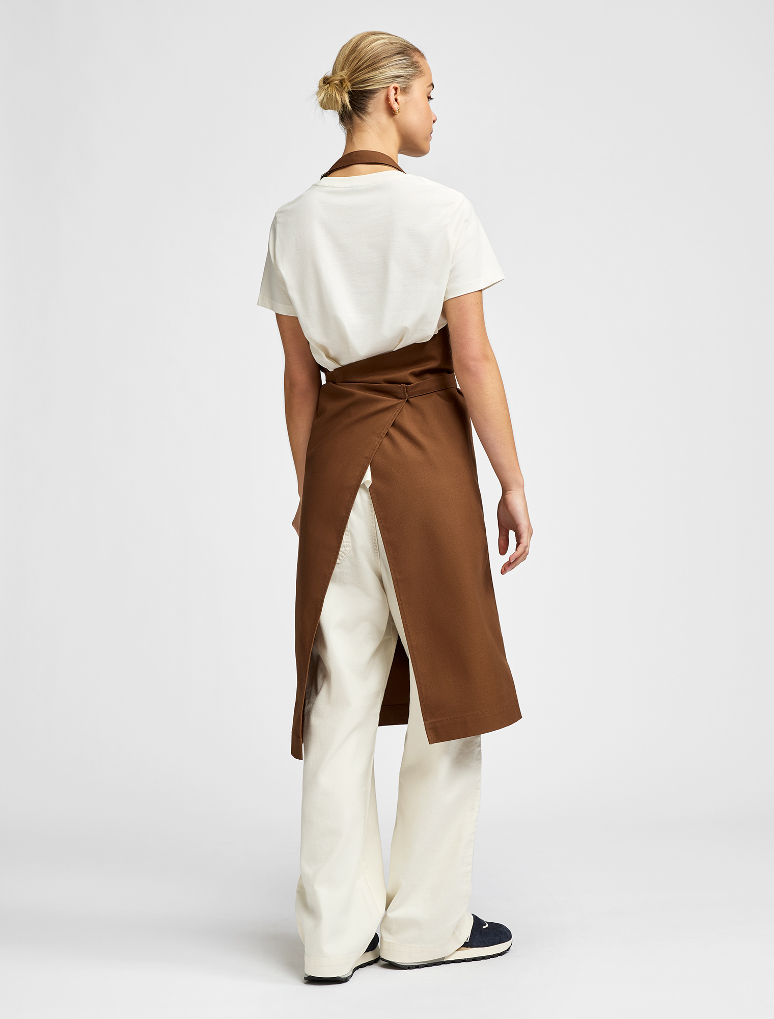 Ryan Bib Apron - Tobacco Brown